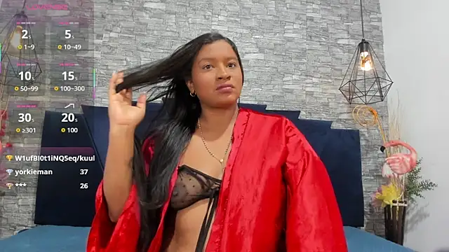 Emily Brown18 online show from 10.04.25