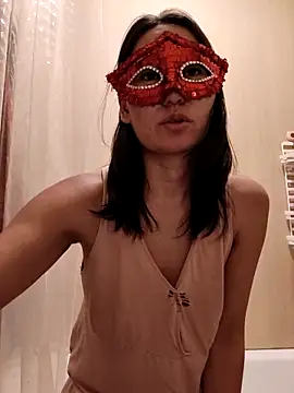 Luu-Lii777 online show from 02.14.26