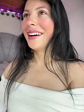 Mia salinass online show from 06.02.26
