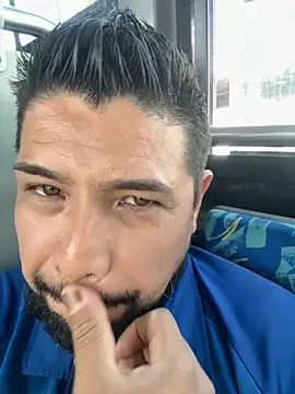 Snapshot of cfomega4592 chatting on 11.18.25 cfomega4592 online show from 11.18.25