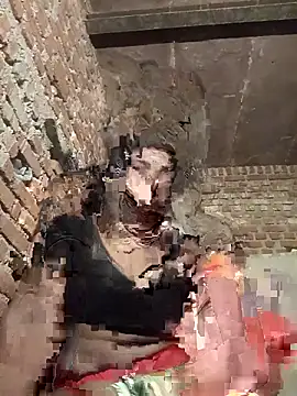 Snapshot of Xx_pooja chatting on 09.24.25 Xx pooja online show from 09.24.25