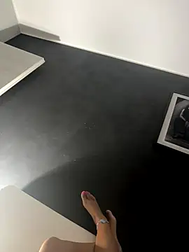 Snapshot of BabyLeopard chatting on 09.18.25 BabyLeopard online show from 09.18.25