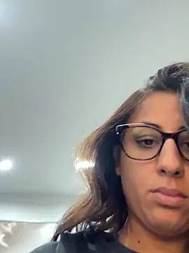 Snapshot of BabyLeopard chatting on 09.24.25 BabyLeopard online show from 09.24.25