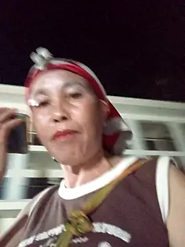 me-cute online show from 09.12.25