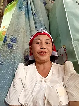 me-cute online show from 10.08.25