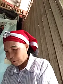 me-cute online show from 11.05.25