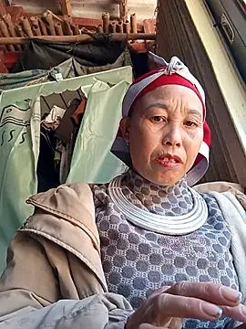 me-cute online show from 11.22.25