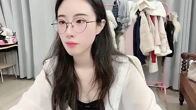 Freya7777 online show from 12.22.25