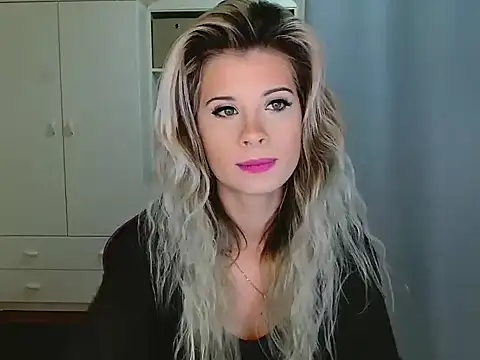 KristineGlow online show from 12.15.25