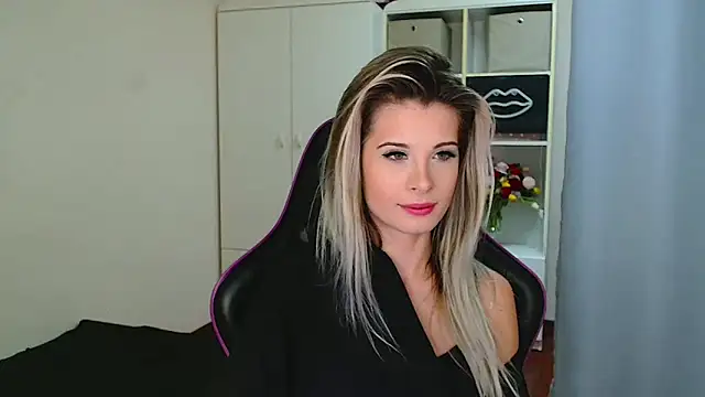 KristineGlow online show from 01.07.26