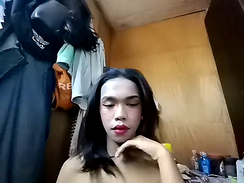 Snapshot of Ur_dreamgirlbella chatting on 11.06.25 Ur dreamgirlbella online show from 11.06.25