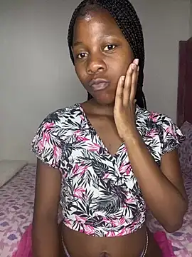 Crazyqueenxxx online show from 11.04.25