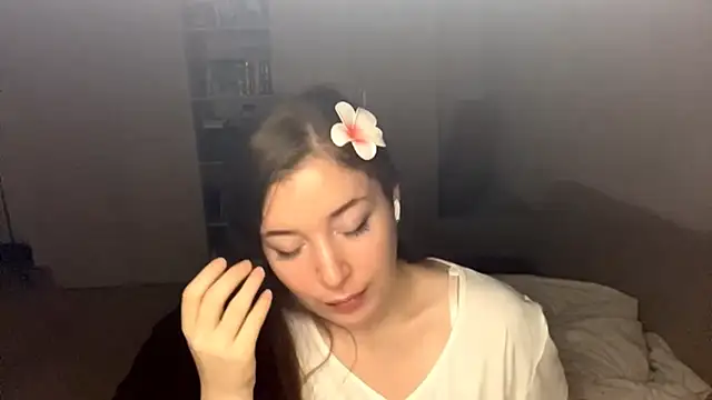 Snapshot of NataliaBorkin chatting on 10.19.25 NataliaBorkin online show from 10.19.25