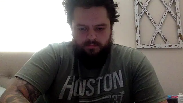 Snapshot of BeginnersLuck111 chatting on 04.08.26 BeginnersLuck111 online show from 04.08.26