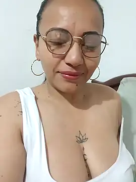 agatha sluttylatina online show from 02.08.26