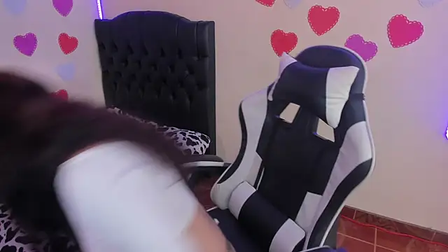 megaan cb online show from 04.21.26