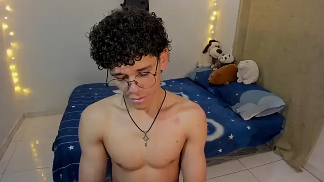 Tom Blues online show from 11.25.25