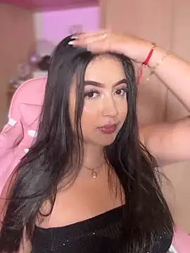 Snapshot of Emiily_Moore1 chatting on 02.14.26 Emiily Moore1 online show from 02.14.26