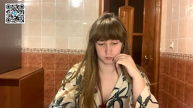 MaroonMoon  online show from 11.28.25