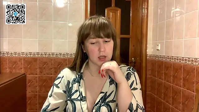 MaroonMoon  online show from 12.03.25