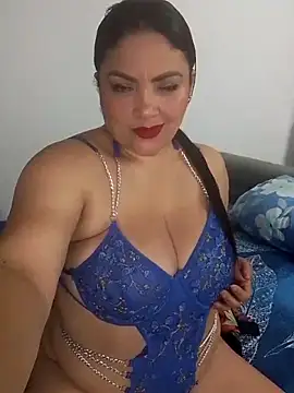 tiffany Johnson1 online show from 11.18.25