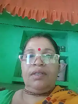 Snapshot of Manavi_x chatting on 06.23.26 Manavi x online show from 06.23.26