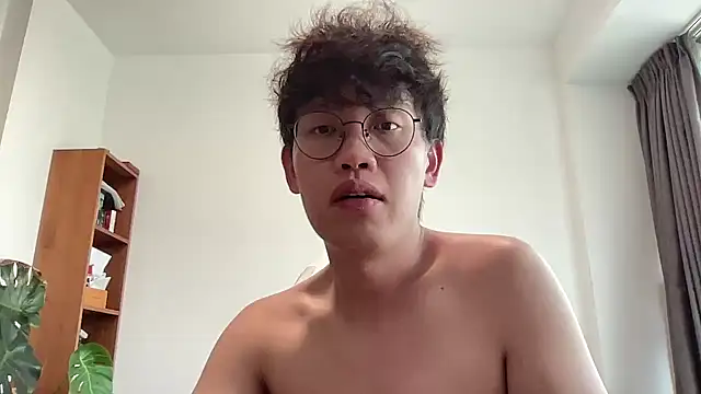 Passionatetwink2 online show from 10.27.25