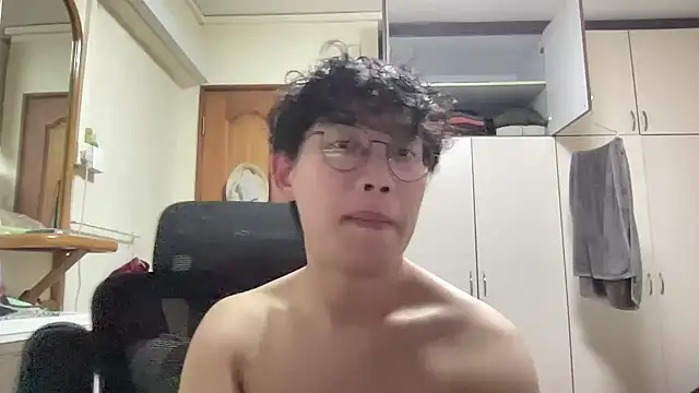 Passionatetwink2 online show from 02.25.26