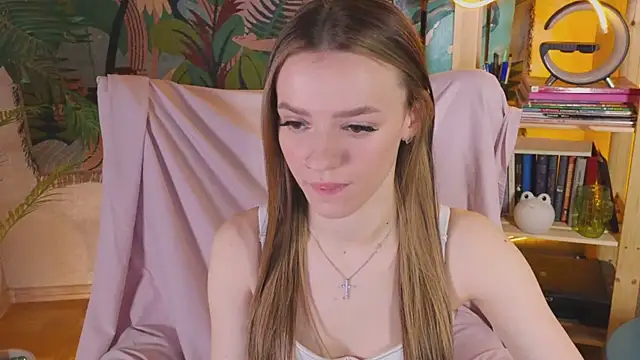 E l i z e  online show from 04.16.26