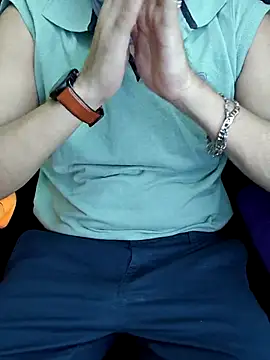 chocolate alone online show from 10.10.25