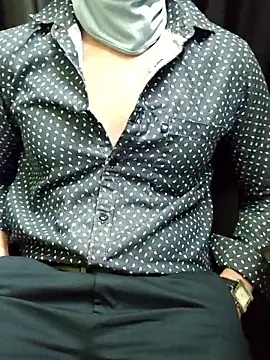 chocolate alone online show from 02.06.26