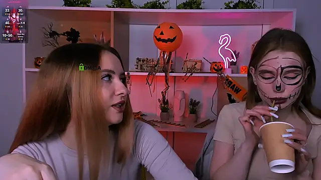 mila glow1 online show from 10.29.25