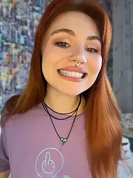 LunaMillie online show from 04.08.26