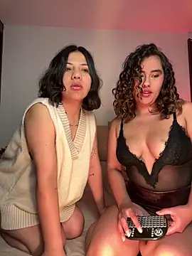  Sara london  online show from 05.25.26