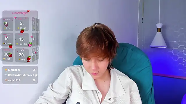 Snapshot of Tsuki_Maru chatting on 05.23.26 Tsuki Maru online show from 05.23.26