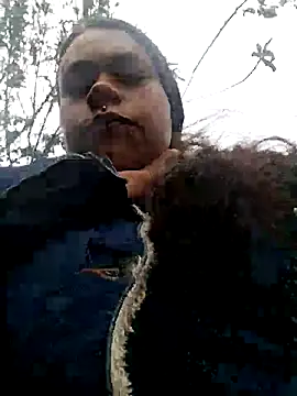 Snapshot of KAREN-25_ chatting on 09.19.25 KAREN-25  online show from 09.19.25