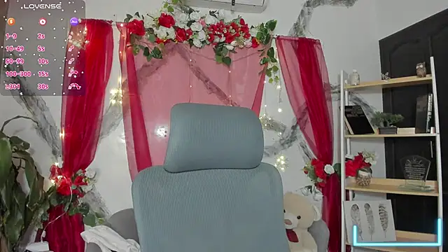 Snapshot of BritanyBrown_ chatting on 05.12.26 BritanyBrown online show from 05.12.26