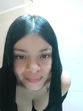 LunaJacobs online show from 11.05.25