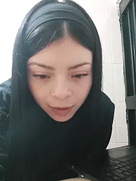 LunaJacobs online show from 12.19.25