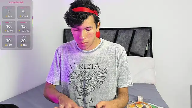 E R O S  online show from 01.10.26