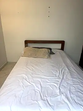 Soe Love online show from 10.04.25