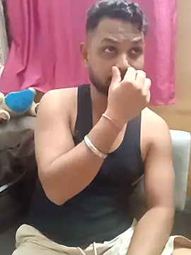 Snapshot of itzrocky1 chatting on 10.05.25 itzrocky1 online show from 10.05.25