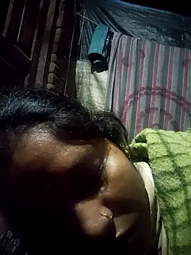Snapshot of Hot_Seema83 chatting on 09.14.25 Hot Seema83 online show from 09.14.25