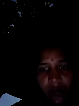 Snapshot of Hot_Seema83 chatting on 10.13.25 Hot Seema83 online show from 10.13.25