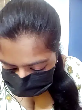 Reshma-Rani online show from 10.12.25