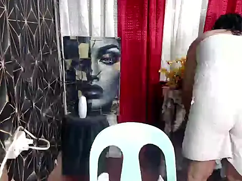 Snapshot of MissfrancesXxx chatting on 11.25.25 MissfrancesXxx online show from 11.25.25