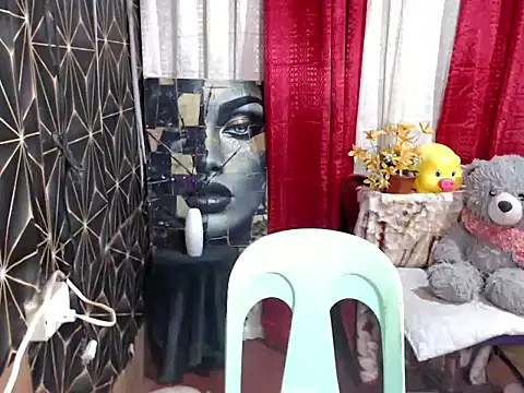 Snapshot of MissfrancesXxx chatting on 11.30.25 MissfrancesXxx online show from 11.30.25