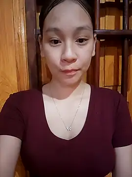 Snapshot of ChiecumBae chatting on 09.28.25 ChiecumBae online show from 09.28.25