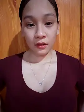 Snapshot of ChiecumBae chatting on 10.19.25 ChiecumBae online show from 10.19.25