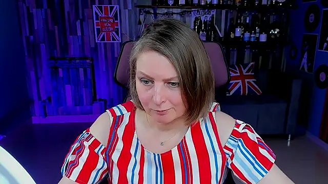 TiffanyBrauny online show from 10.15.25